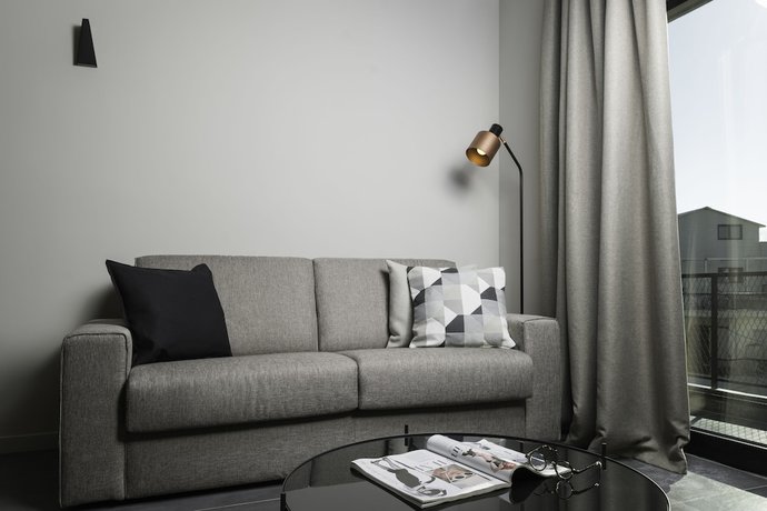 Imagen de la habitación del Hotel Azur Suites. Foto 7