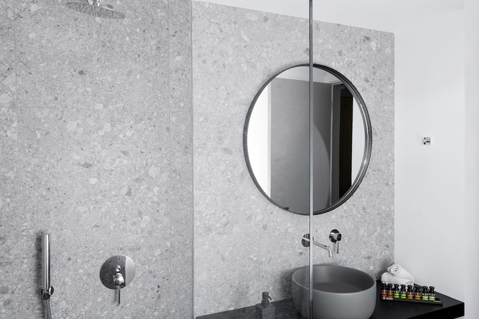 Imagen de la habitación del Hotel Azur Suites. Foto 8