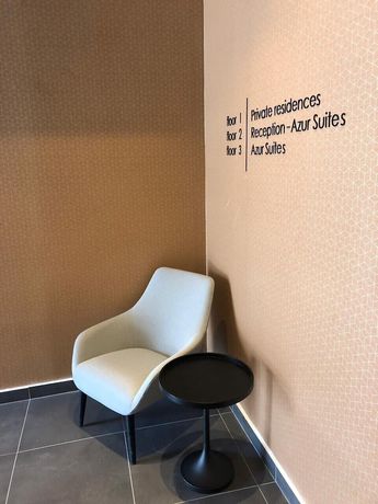 Imagen de los interiores del Hotel Azur Suites. Foto 19