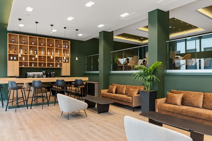Imagen de los interiores del Hotel Azur Volos. Foto 18