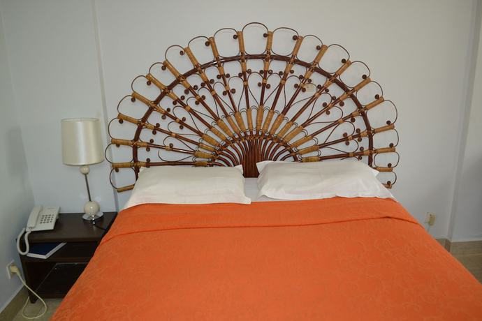 Imagen de la habitación del Hotel Azur, Yaound&eacute;. Foto 19