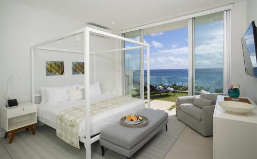 Imagen de la habitación del Hotel Azura Bermuda. Foto 15