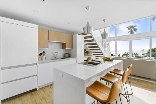 Imagen de la habitación del Hotel Azura Bermuda. Foto 19