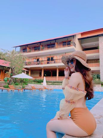 Imagen de la piscina del Hotel Azura Phu Quoc Resort. Foto 18