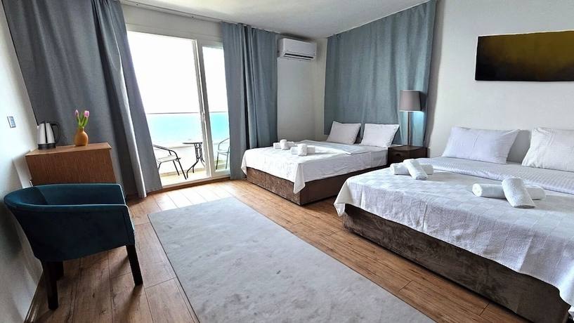Imagen de la habitación del Hotel Azure Bay, Kyrenia. Foto 2