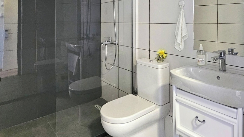 Imagen de la habitación del Hotel Azure Bay, Kyrenia. Foto 12