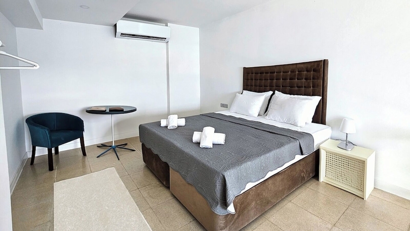 Imagen de la habitación del Hotel Azure Bay, Kyrenia. Foto 13