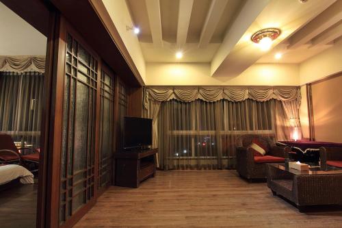 Imagen de la habitación del Hotel Azure Bay Resort. Foto 7