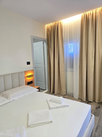 Imagen de la habitación del Hotel Azure Dhermi. Foto 7
