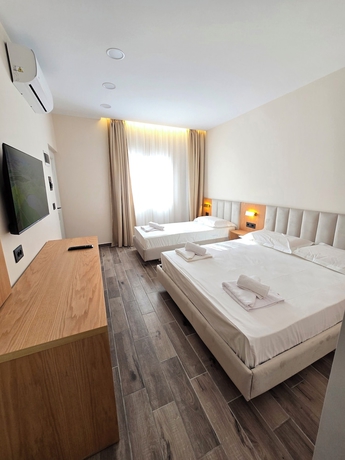 Imagen de la habitación del Hotel Azure Dhermi. Foto 9