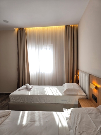 Imagen de la habitación del Hotel Azure Dhermi. Foto 15