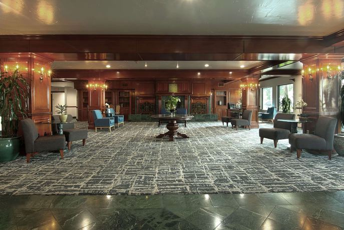Imagen de los interiores del Hotel Azure Hotel & Suites, Trademark Collection by Wyndham. Foto 19