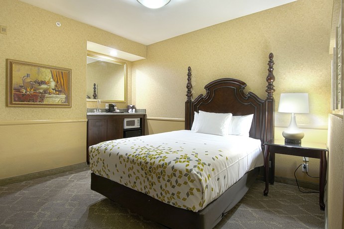 Imagen de la habitación del Hotel Azure Hotel & Suites, Trademark Collection by Wyndham. Foto 16