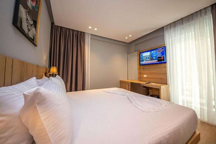 Imagen de la habitación del Hotel Azure Inn. Foto 16