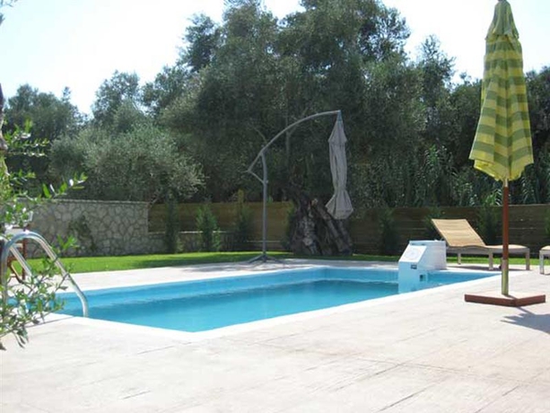 Imagen general del Hotel Azure Luxury Villas. Foto 1