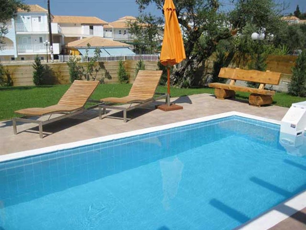Imagen general del Hotel Azure Luxury Villas. Foto 4