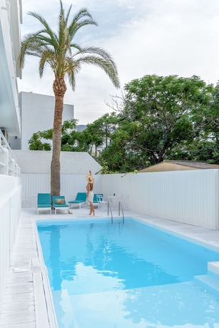 Imagen de la piscina del Hotel Azure Mare, Hersonissos. Foto 16