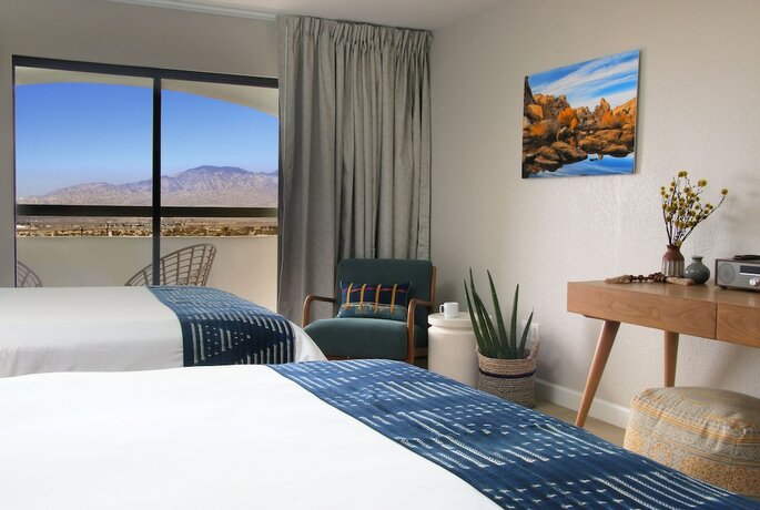 Imagen de la habitación del Hotel Azure Palm Hot Springs. Foto 14