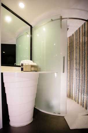 Imagen de la habitación del Hotel Azure Pattaya. Foto 7