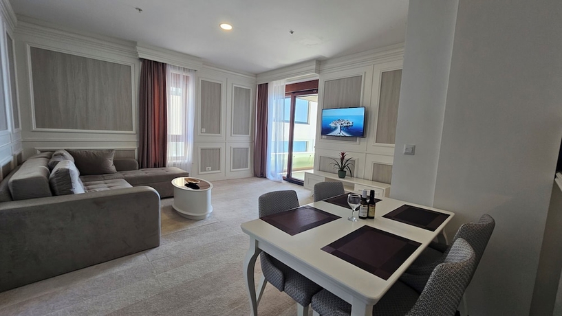 Imagen de la habitación del Hotel Azure Residence. Foto 12