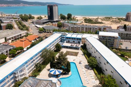 Imagen general del Hotel Azurro - All Inclusive. Foto 4