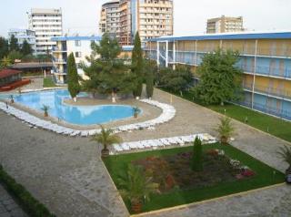 Imagen de la piscina del Hotel Azurro. Foto 9