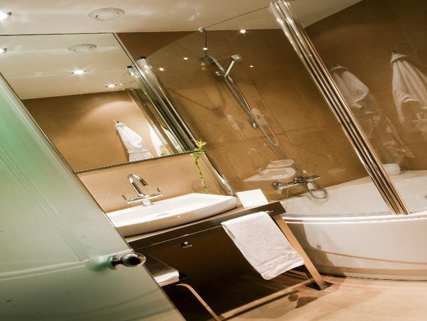 Imagen general del Hotel Azz Asturias Langrehotel and Spa. Foto 13