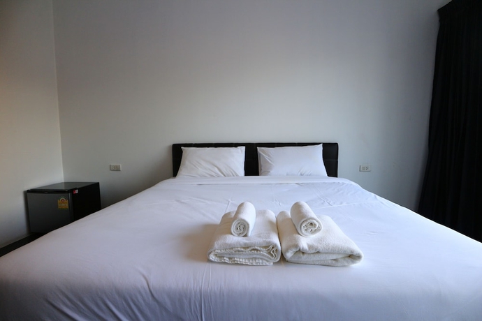 Imagen de la habitación del Hotel Azz. Foto 4