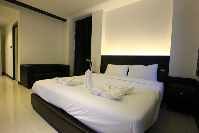 Imagen de la habitación del Hotel Azz. Foto 8