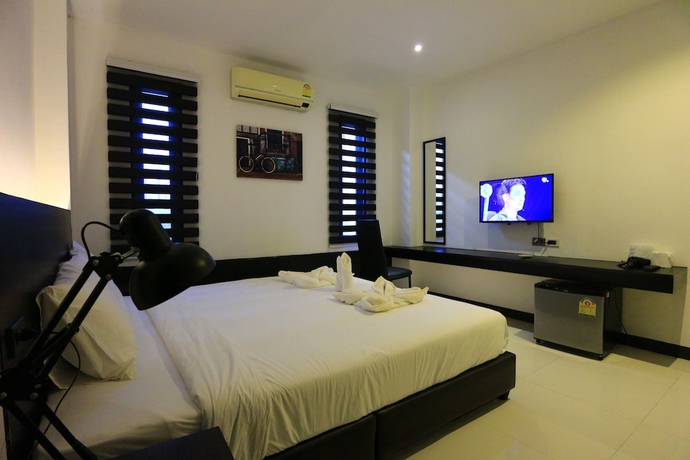 Imagen de la habitación del Hotel Azz. Foto 9