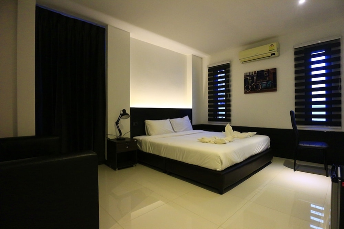 Imagen de la habitación del Hotel Azz. Foto 11