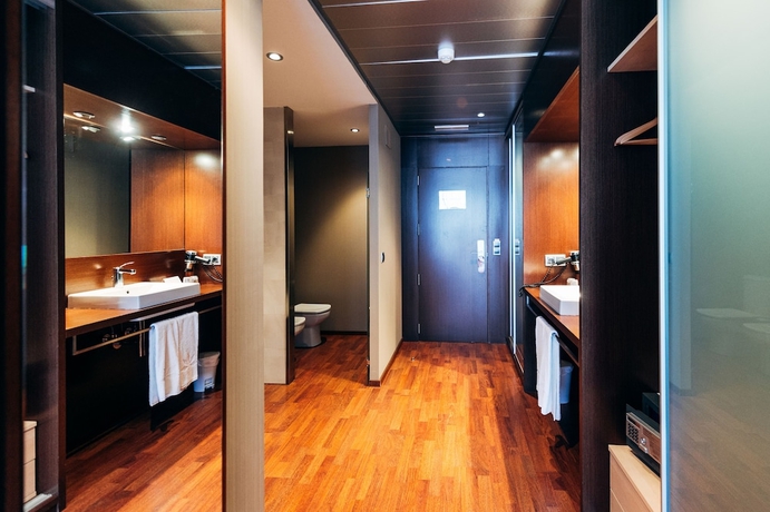 Imagen de la habitación del Hotel Azz Valencia Congress and Spa. Foto 9