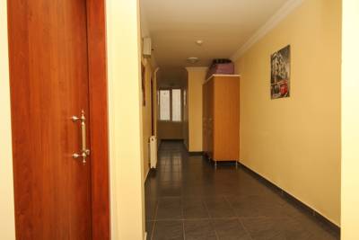 Imagen de los interiores del Hotel Azze. Foto 5