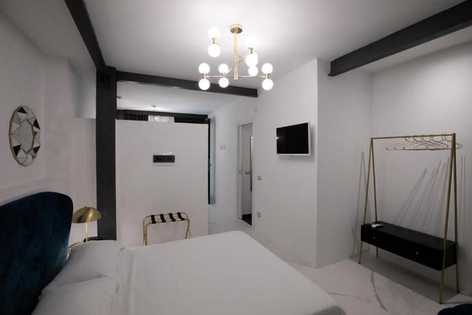 Imagen de la habitación del Hotel Azzoli Trapani - Apartments and Skypool - Adults Only. Foto 9