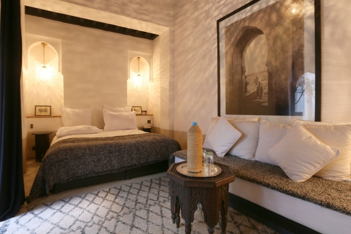Imagen de la habitación del Hotel Azzouna13. Foto 4
