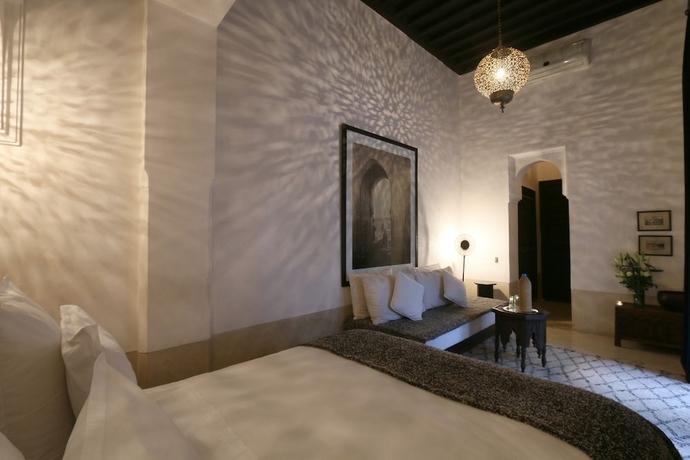 Imagen de la habitación del Hotel Azzouna13. Foto 12