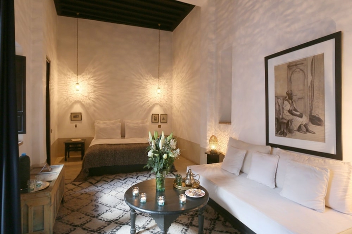 Imagen de la habitación del Hotel Azzouna13. Foto 15