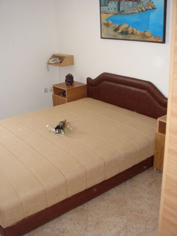 Imagen de la habitación del Hotel Azzuro Apartments, Budva. Foto 17