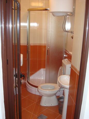 Imagen general del Hotel Azzuro Apartments, Budva. Foto 10