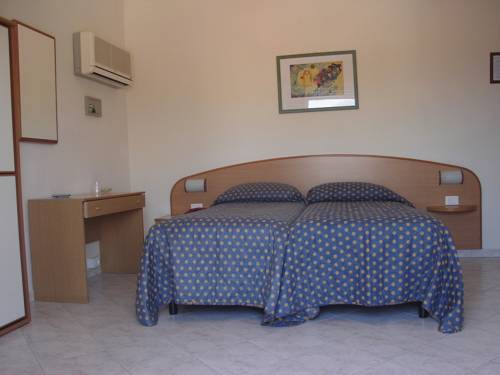 Imagen de la habitación del Hotel Azzurra, Marina Di Pietrasanta. Foto 12