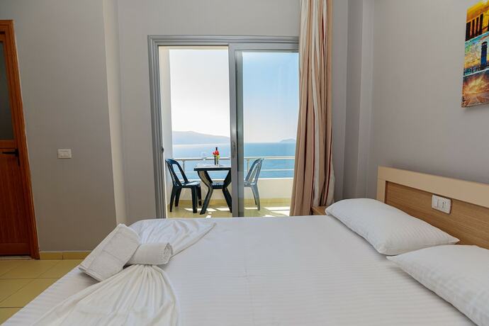 Imagen de la habitación del Hotel Azzurro, Lukovë. Foto 15