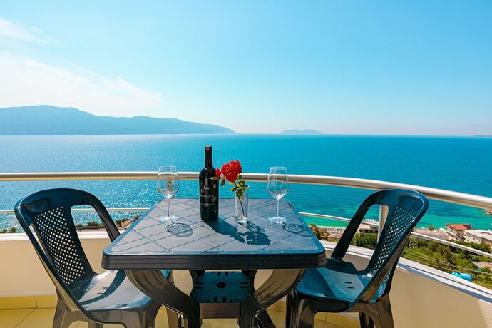 Imagen general del Hotel Azzurro, Lukovë. Foto 3