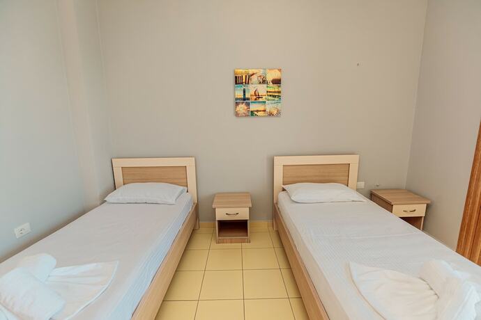 Imagen de la habitación del Hotel Azzurro, Lukovë. Foto 19