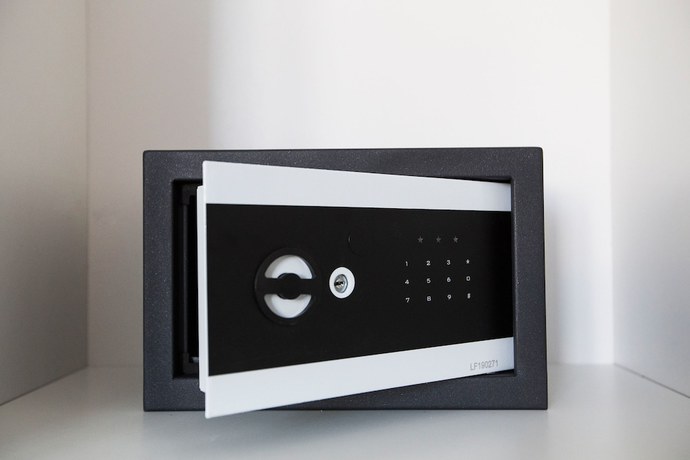 Imagen de la habitación del Hotel B Gold Luxury Rooms. Foto 12