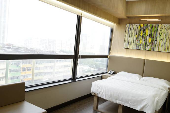 Imagen de la habitación del Hotel B Hotel. Foto 11