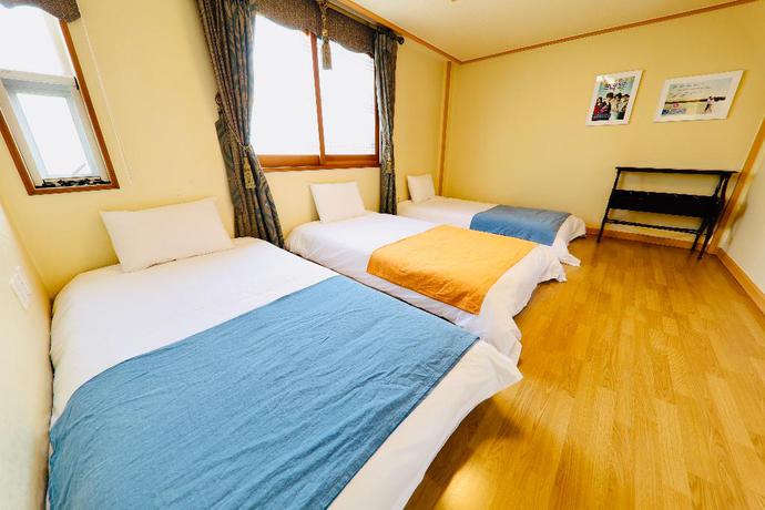 Imagen de la habitación del Hotel B, Jeju. Foto 11