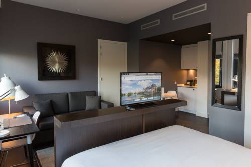 Imagen de la habitación del Hotel B- Kennedy. Foto 10