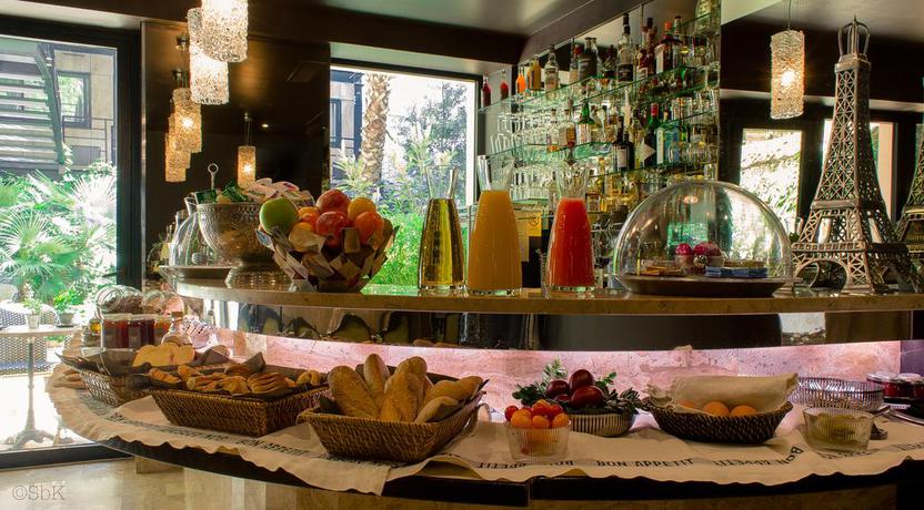 Imagen general del Hotel B Montmartre. Foto 7