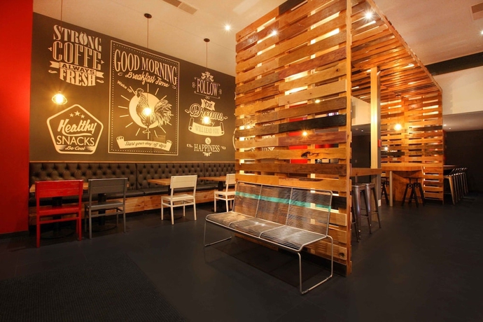 Imagen de los interiores del Hotel B My. Foto 19