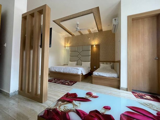 Imagen de la habitación del Hotel B P Emerald. Foto 5